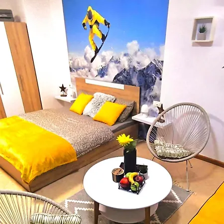 Studio Jump To With Spa Included בנסקו